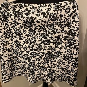 Ann Taylor LOFT Linen skirt